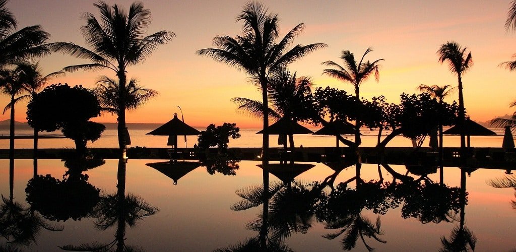 wisata malam seminyak bali
