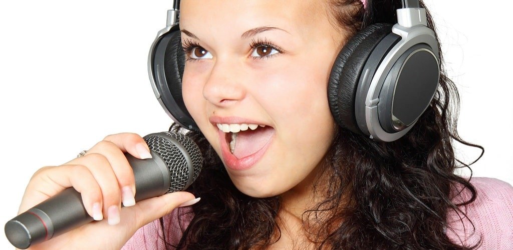 aplikasi karaoke live video call
