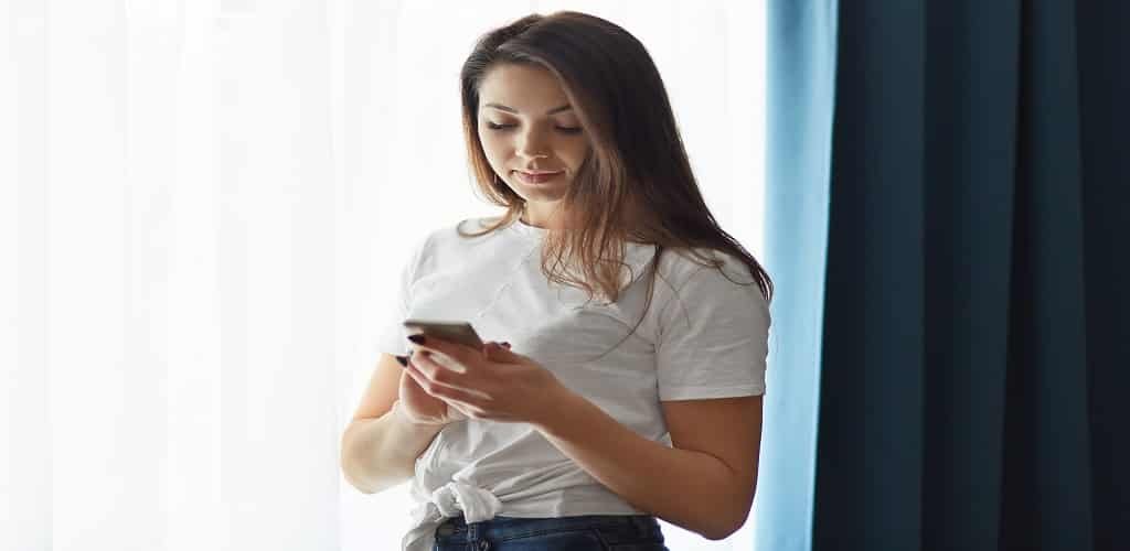 cara screenshot panjang di Whatsapp