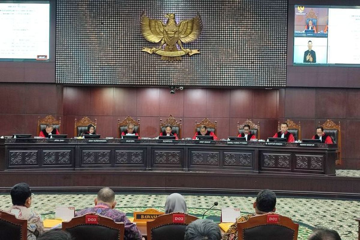 Di Sidang MK