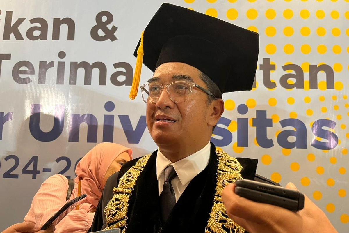 Rektor UI Siap Jadi Bapak Angkat Mahasiswa