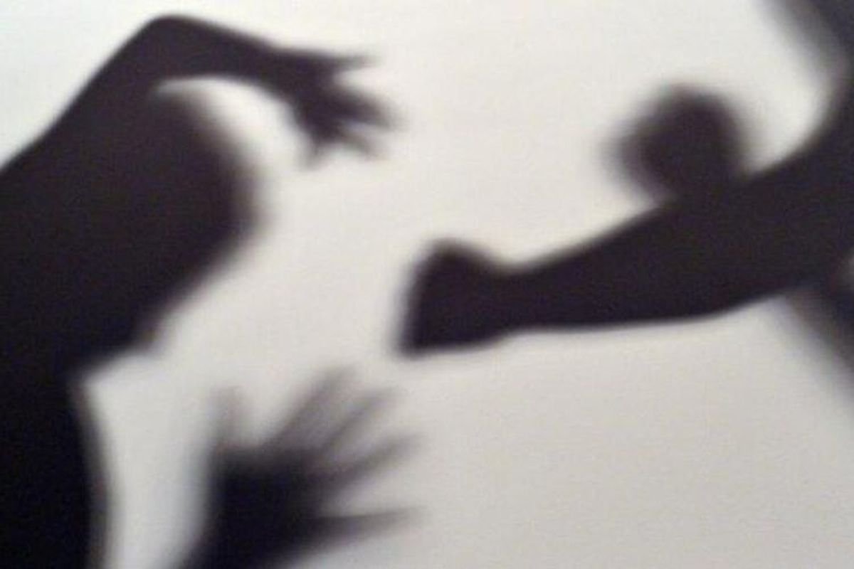 ASN Diduga Dikeroyok Rekan Mantan Istri di Mal Jakut