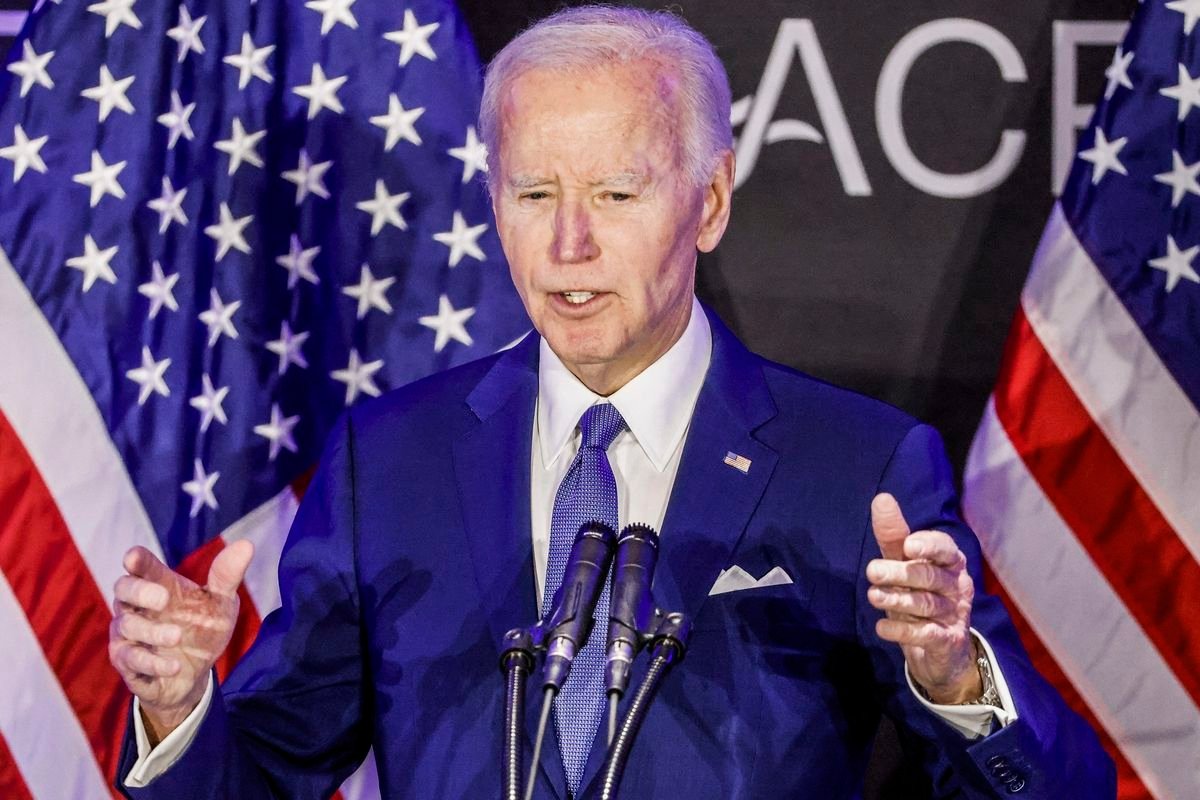 Tidak Benar Joe Biden Terkena Kanker Turbo akibat Vaksin mRNA