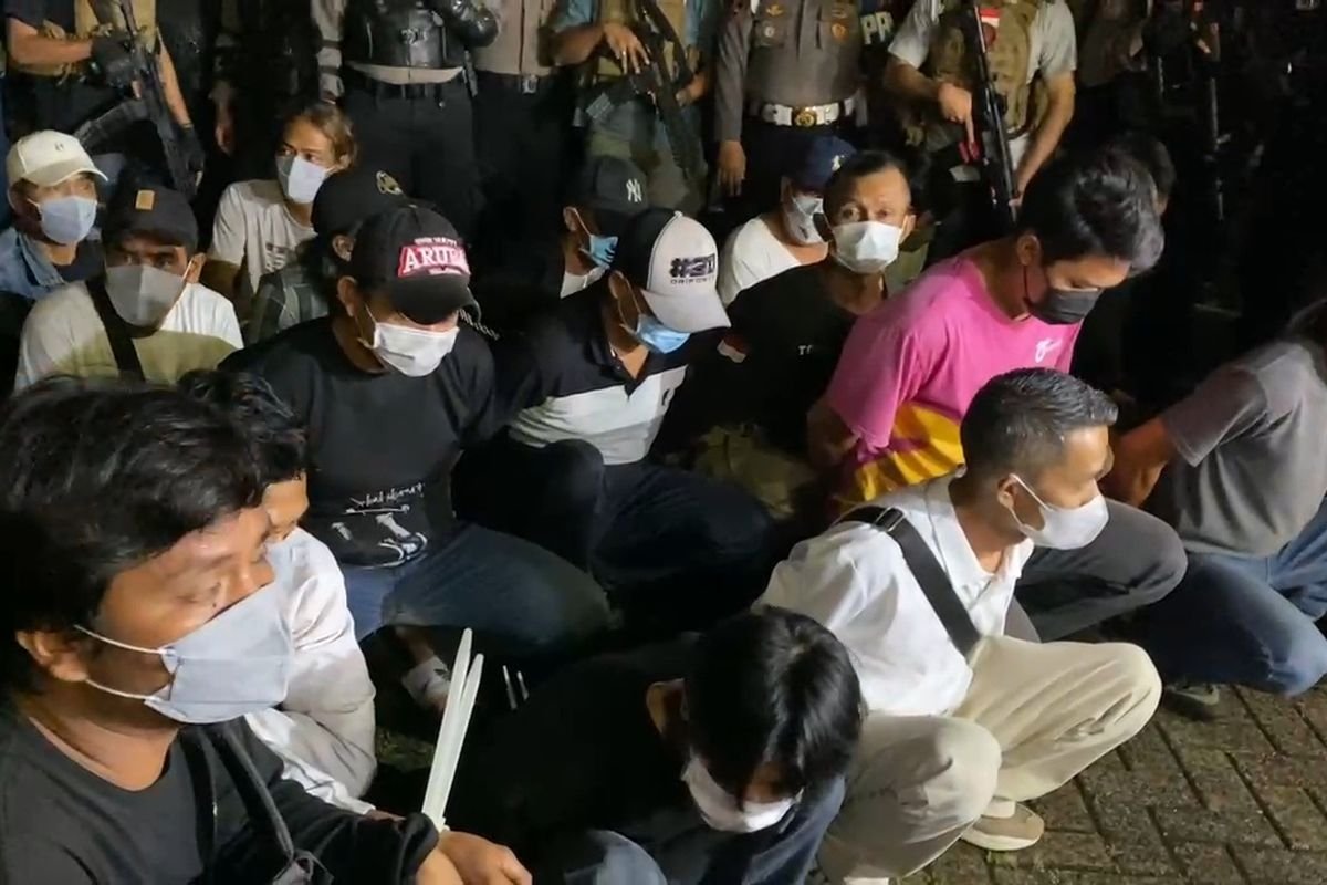 Puri Indah Jakbar Jadi Ladang Cuan bagi Preman Berkedok Ormas Buka Parkir Liar
