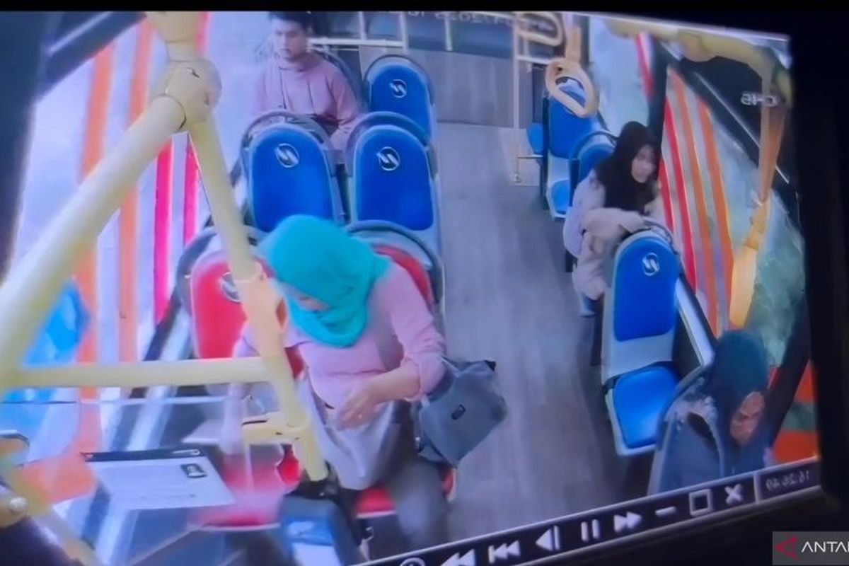 Kasus Wanita Paruh Baya Curi Laptop di TransJakarta Berakhir Damai