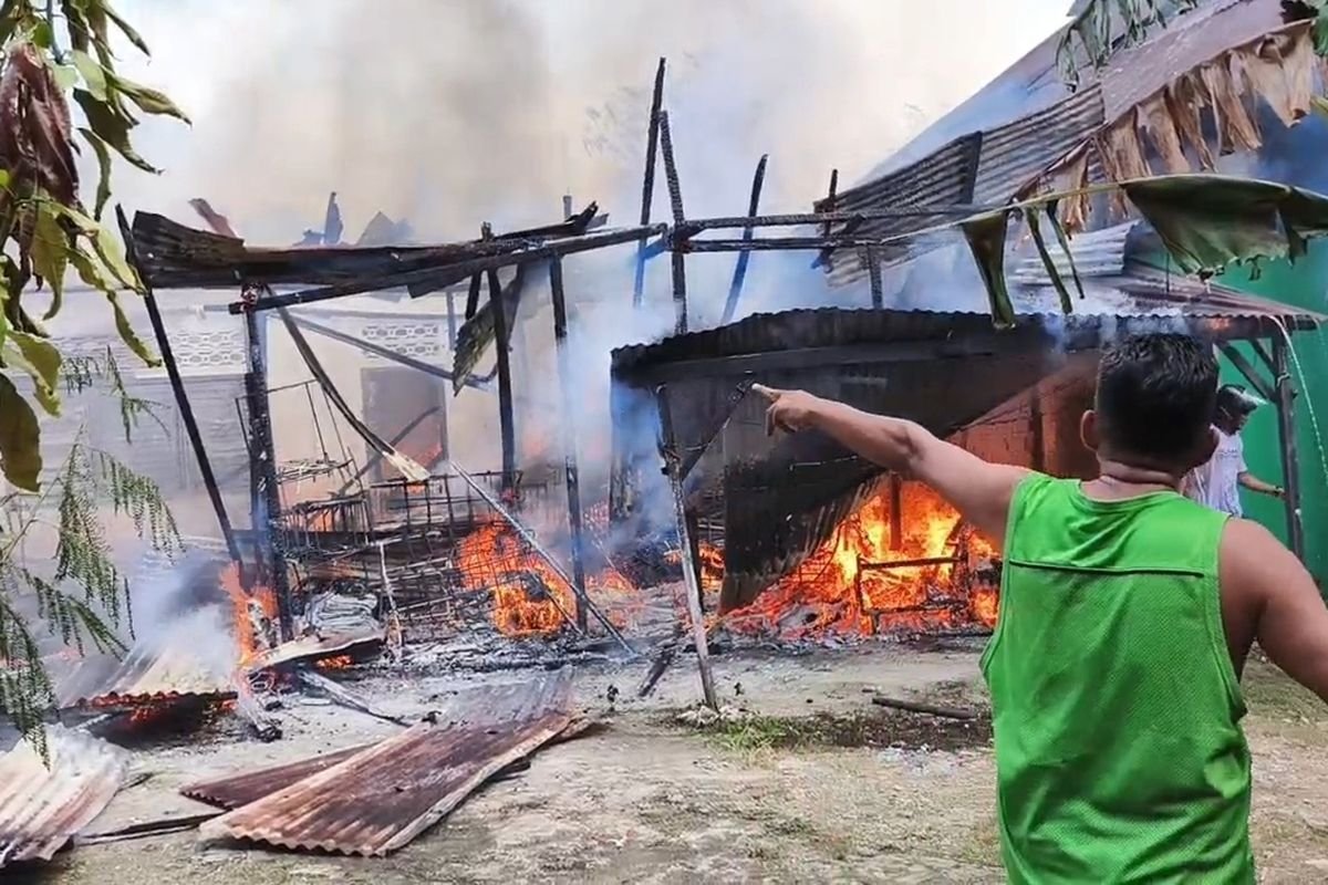 3 Rumah Warga Padat Penduduk di Baubau Ludes Terbakar