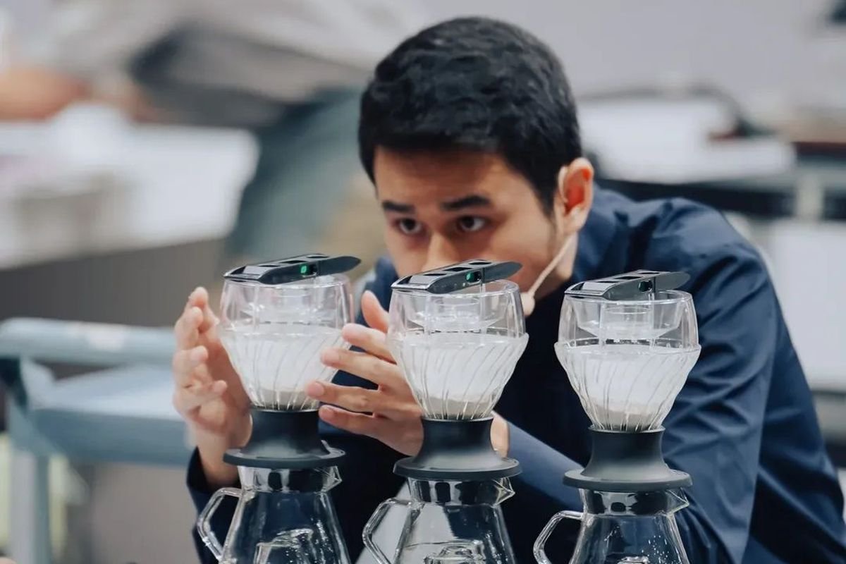 Bayu Prawiro dari Indonesia Raih Juara 2 World Brewers Cup 2025