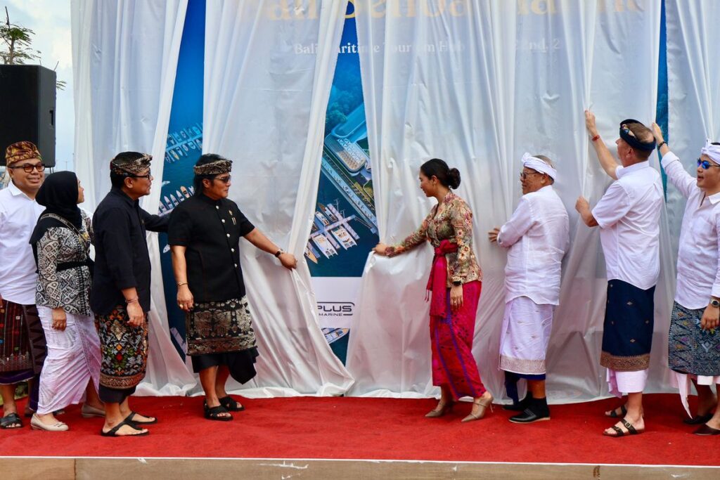 Wagub Giri Prasta Minta Proyek Bali Benoa Marina Libatkan UMKM Lokal