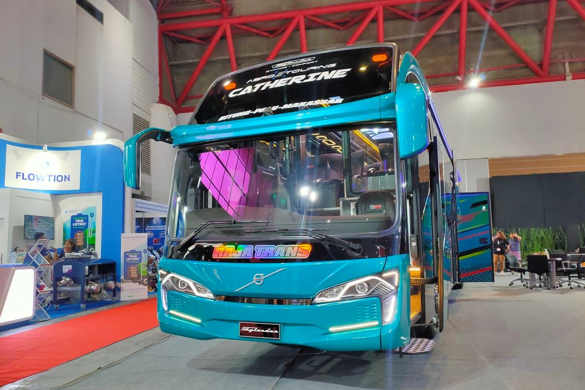 PO Raja Trans Luncurkan Bus Baru