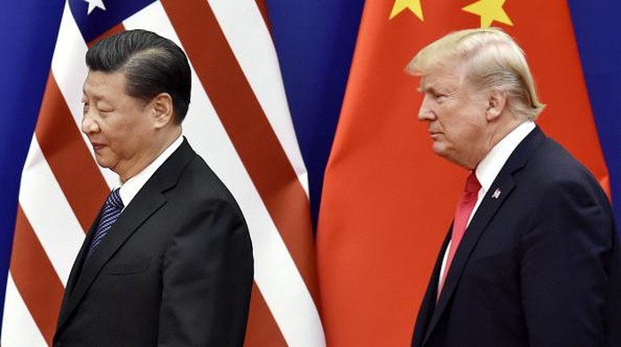 Perang Tarif AS-China Memanas: Trump & Xi Saling Serang hingga 145%