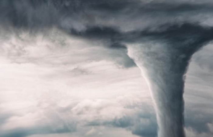 Tornado dan Badai Hebat Melanda Amerika