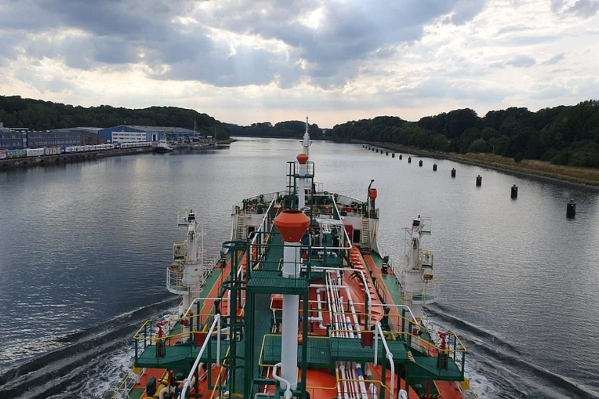 Selat Hormuz Ditutup