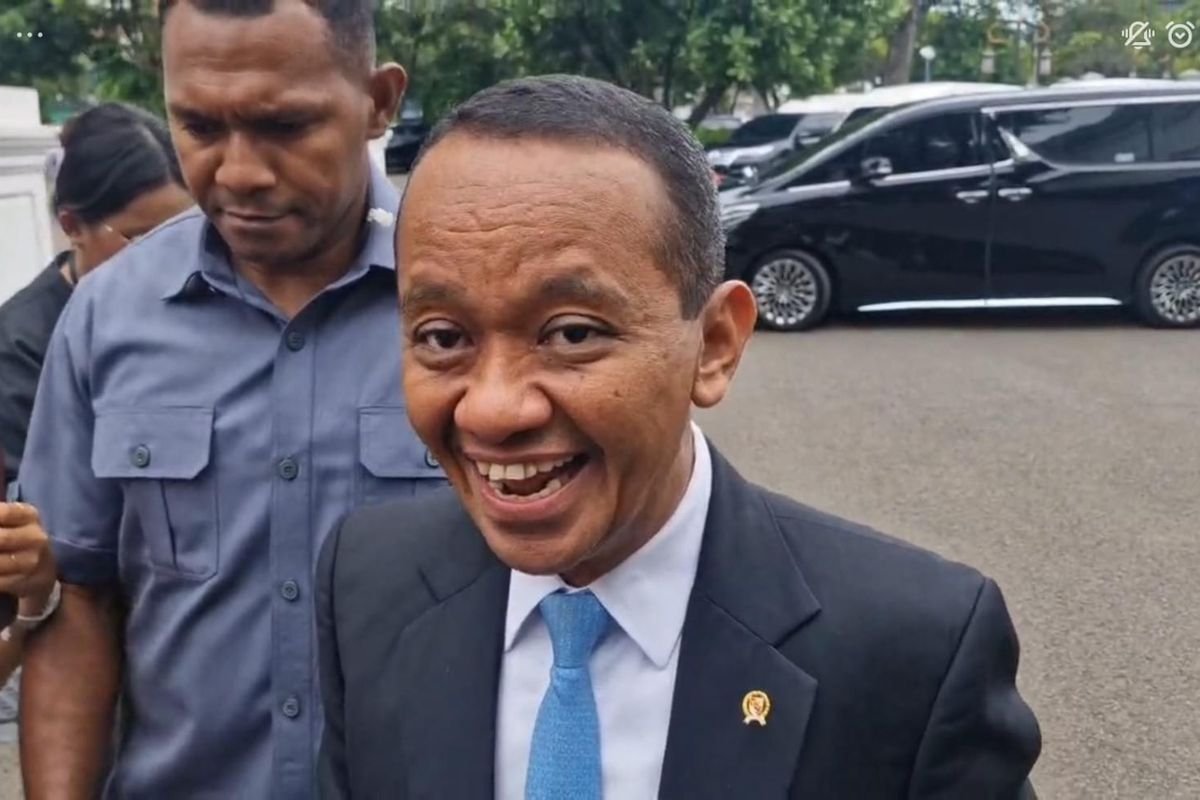 Bahlil Heran RI Bergantung Impor BBM dari Negara Sekecil Singapura