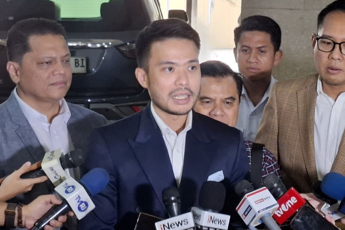Kubu Jokowi Sebut Bisa "Chaos" jika Ijazah Asli Ditunjukkan ke Publik