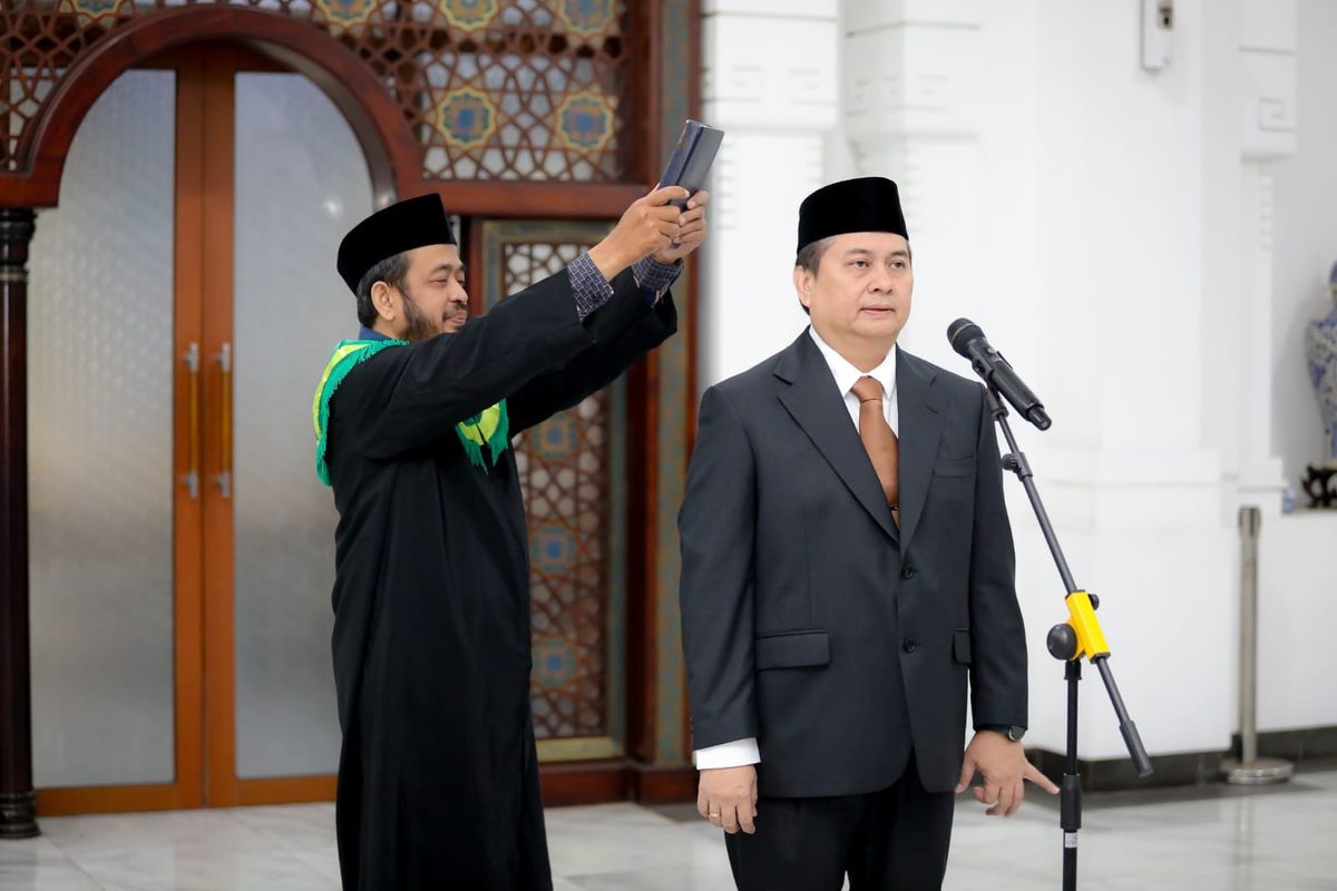 Resmi Jabat Sekda Kota Bandung