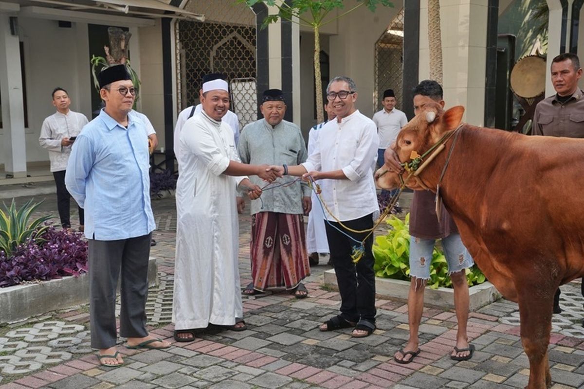 Berbagi Berkah dan Kebahagiaan Idul Adha