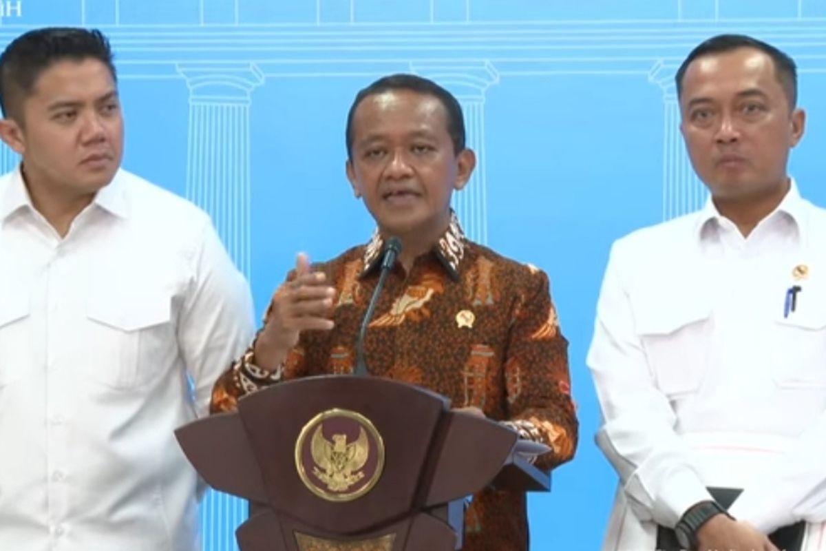 Cabut 4 Izin Perusahaan Tambang di Raja Ampat