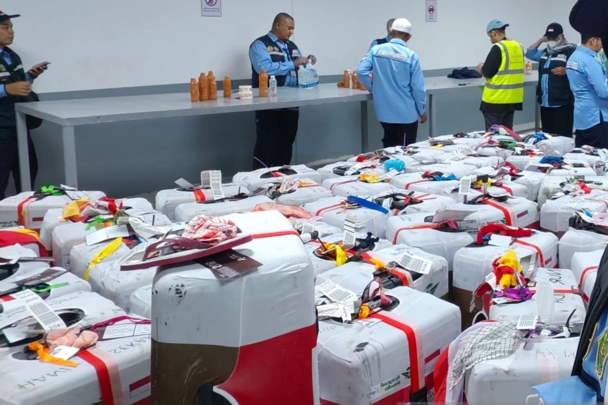 Alasan Jemaah Haji Dilarang Bawa Air Zamzam ke Pesawat