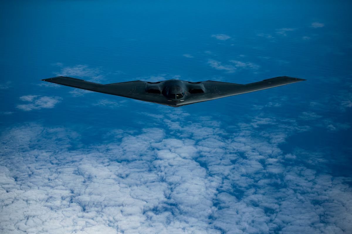 AS Serang Iran Pakai Pesawat Siluman B-2