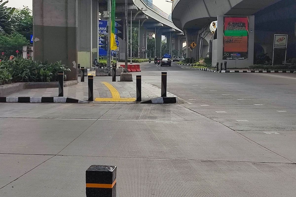 Zebra Cross di Bawah Flyover Pancoran Hilang