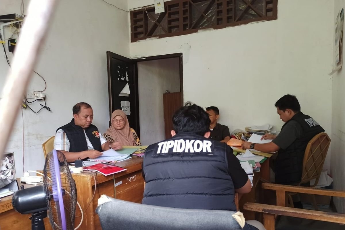 Dugaan Korupsi Rp 7