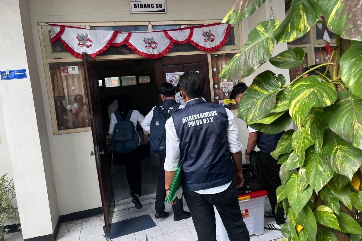 Polda DIY Geledah Kantor Dinas Pendidikan Gunungkidul