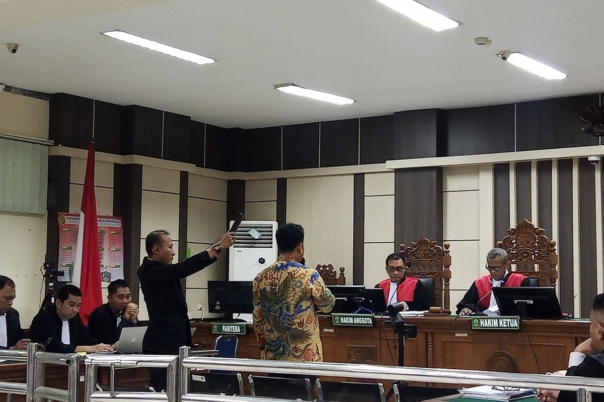 Fee untuk Martono dari Proyek Kecamatan di Semarang Capai Rp 1