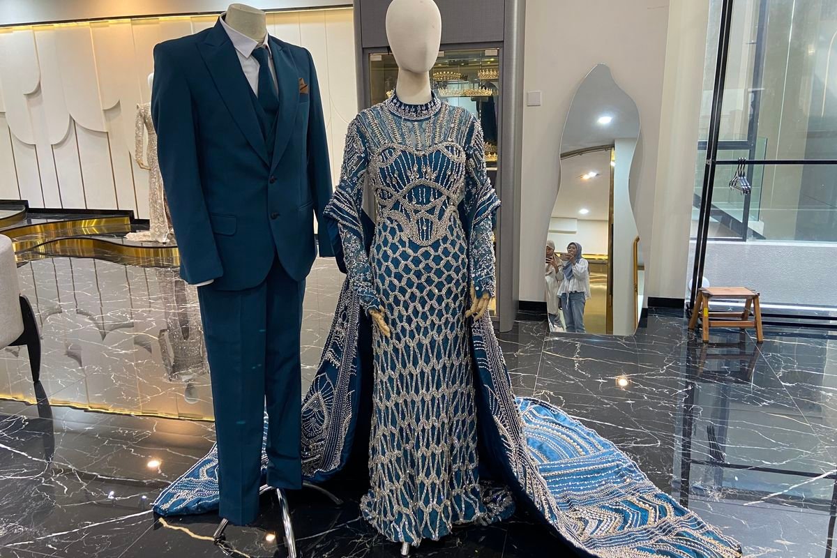 Arti Motif Garuda dan Jaring Gawang di Gaun Pernikahan Istri Rizky Ridho