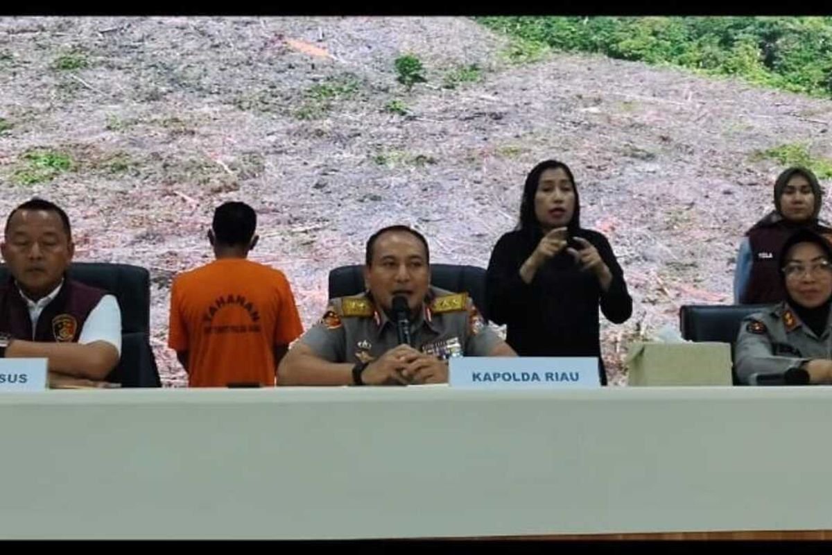 Polisi Tangkap Kepala Adat yang Bikin Surat Hibah Penjualan Hutan TNTN di Pelalawan Riau