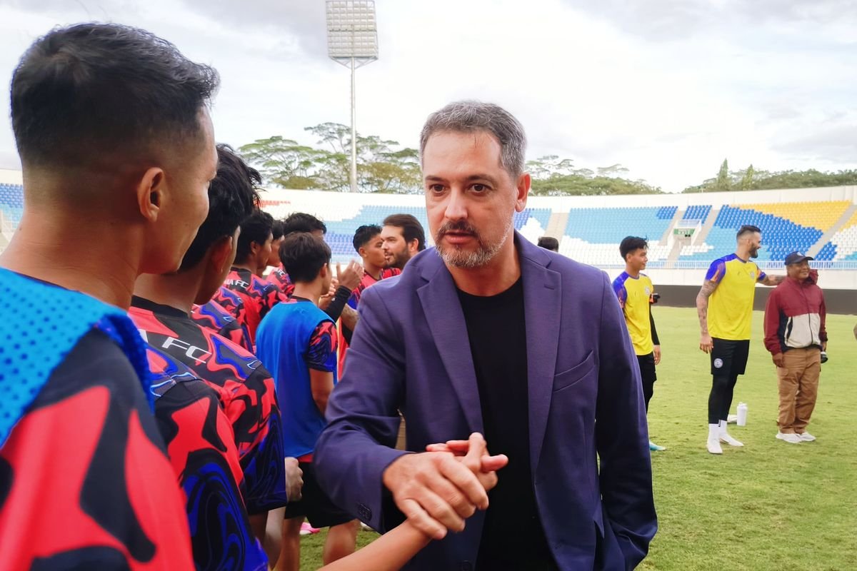Marcos Santos Pelatih Anyar Arema FC