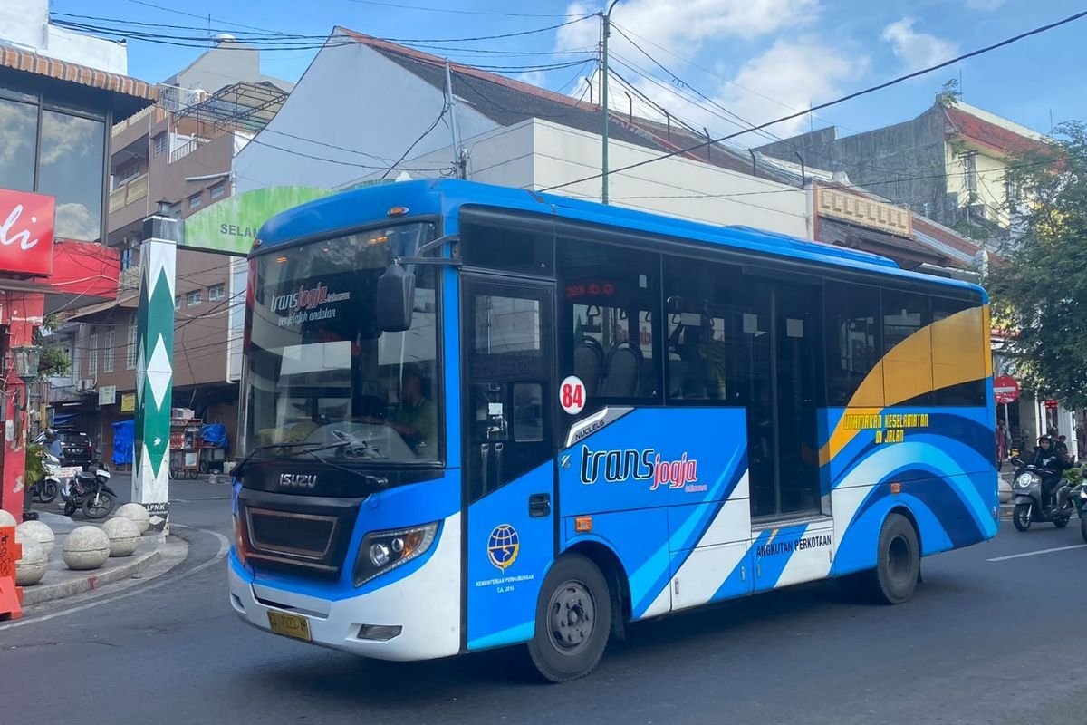 Naik TransJogja Kini Bisa Bayar Pakai QRIS Tap Rp 2.700
