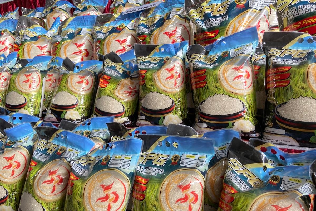 Oplos Beras Premium